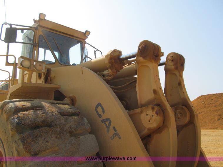 image for item E4973 1979 Caterpillar 988B wheel loader