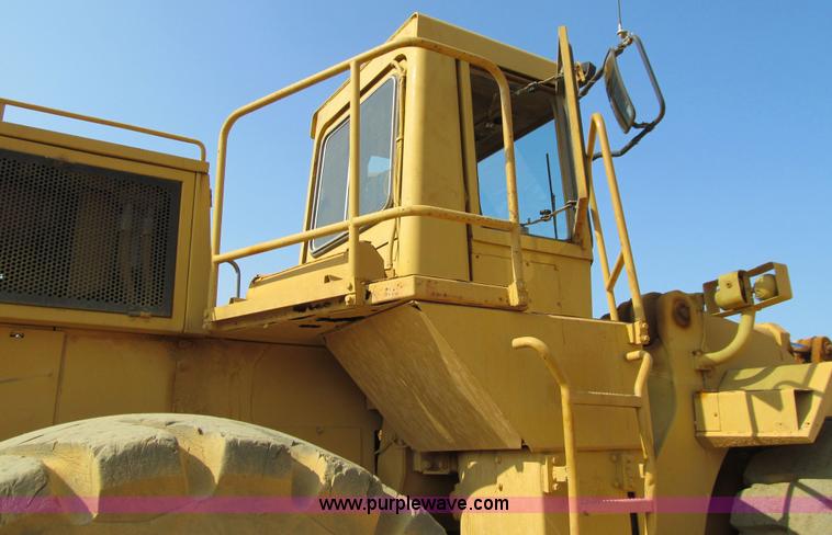 image for item E4973 1979 Caterpillar 988B wheel loader