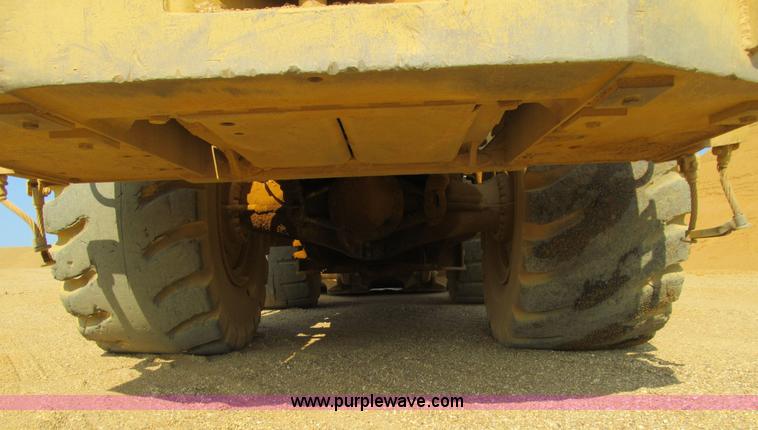 image for item E4973 1979 Caterpillar 988B wheel loader