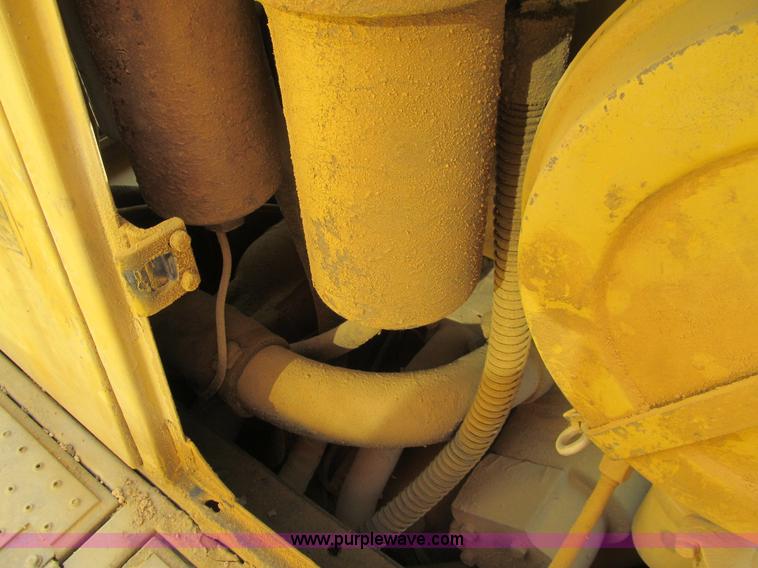 image for item E4973 1979 Caterpillar 988B wheel loader