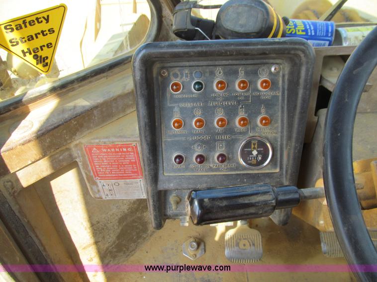 image for item E4973 1979 Caterpillar 988B wheel loader