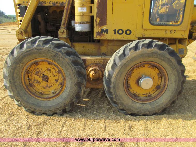 image for item E4974 1966 Allis-Chalmers M100B motor grader