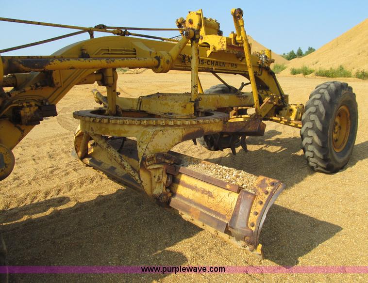 image for item E4974 1966 Allis-Chalmers M100B motor grader