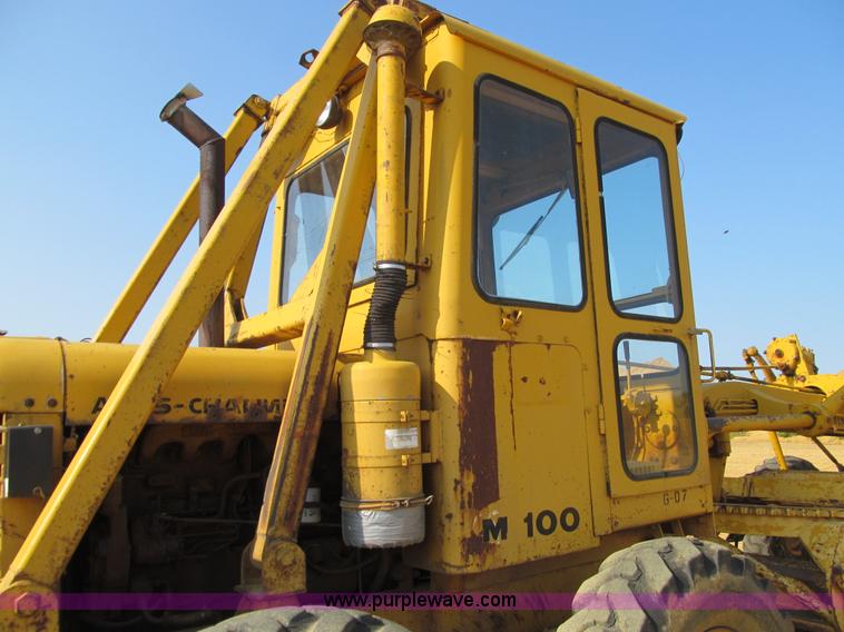 image for item E4974 1966 Allis-Chalmers M100B motor grader