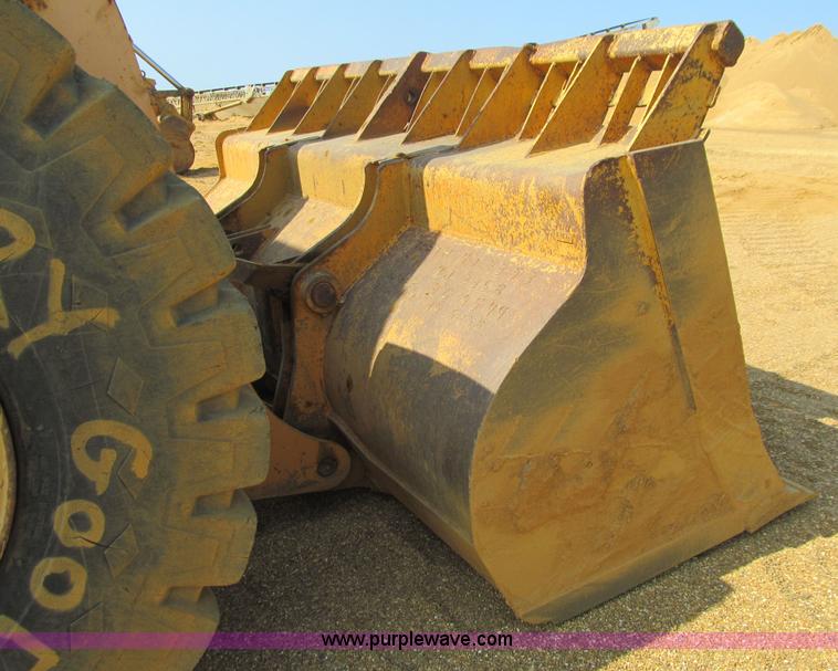 image for item E4975 1978 Michigan 275B wheel loader