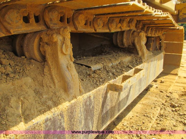 image for item E4976 1980 Caterpillar 235 excavator