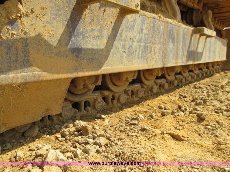 image for item E4976 1980 Caterpillar 235 excavator
