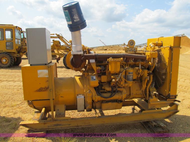 image for item E4977 Caterpillar D343 generator