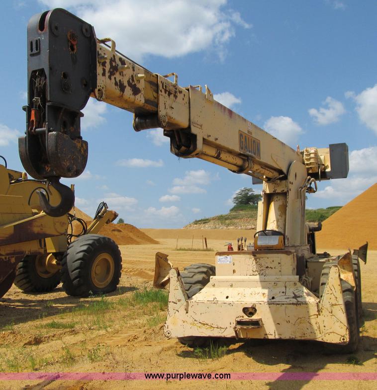 image for item E4978 1976 Galion 150A rough terrain crane