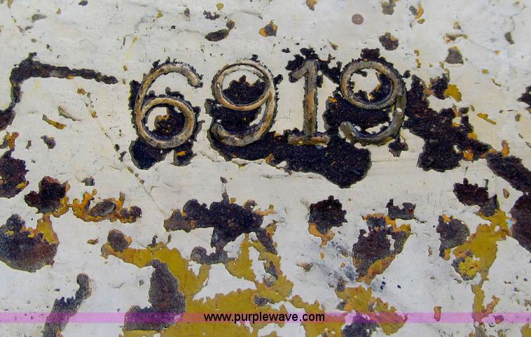 image for item E4978 1976 Galion 150A rough terrain crane