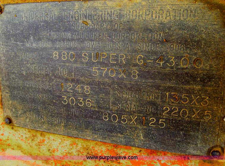 image for item E4980 Universal 880 Super G 4300 portable jaw/roll crushing plant