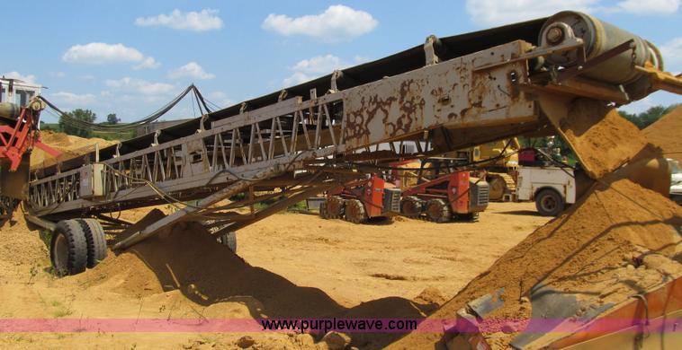 image for item E4981 Custom built portable transfer conveyor