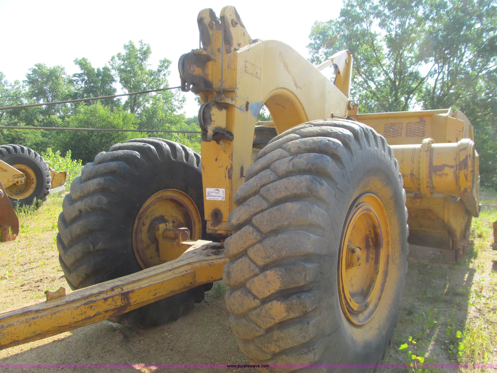 Caterpillar 491 cable pull scraper in Stuart, IA Item E4961 sold