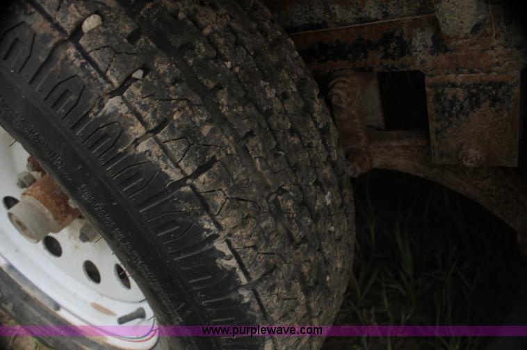 image for item AJ9377 2012 H&H Speed Loader MX tilt deck trailer