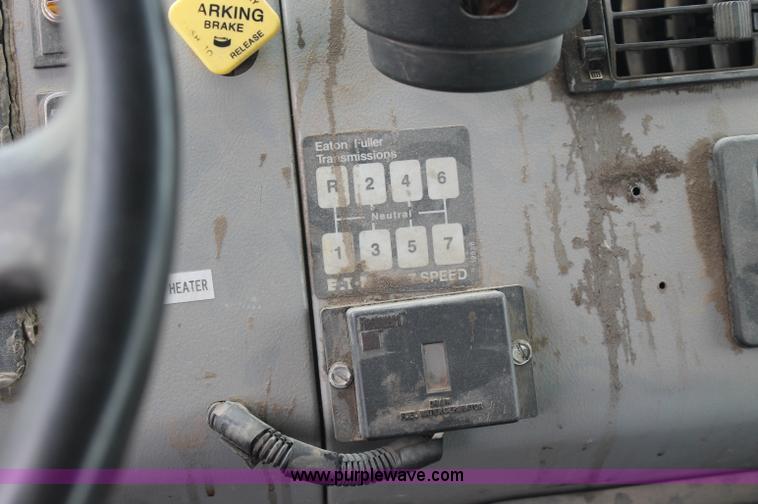 image for item AJ9378 1997 Freightliner FL70 flatbed truck