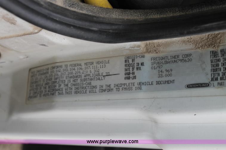 image for item AJ9378 1997 Freightliner FL70 flatbed truck