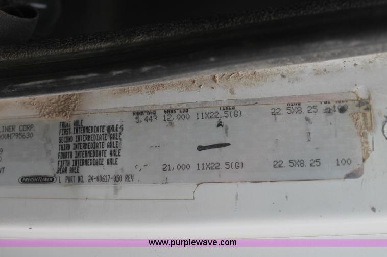 image for item AJ9378 1997 Freightliner FL70 flatbed truck