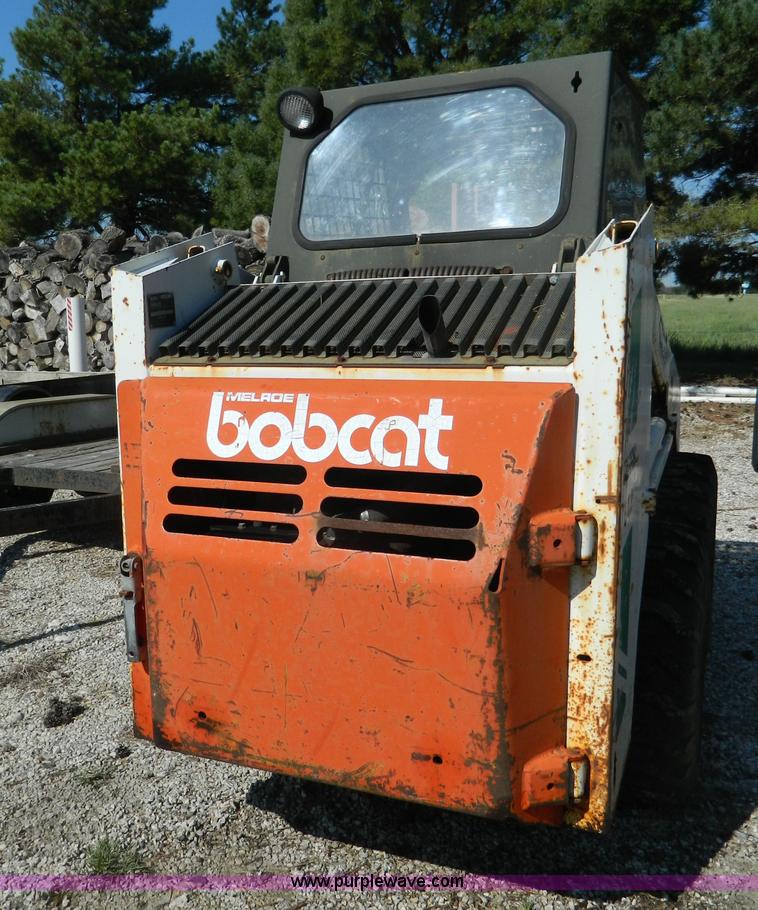 image for item AX9745 1982 Bobcat 642 skid steer