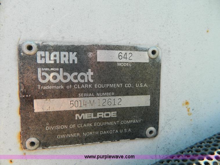 image for item AX9745 1982 Bobcat 642 skid steer