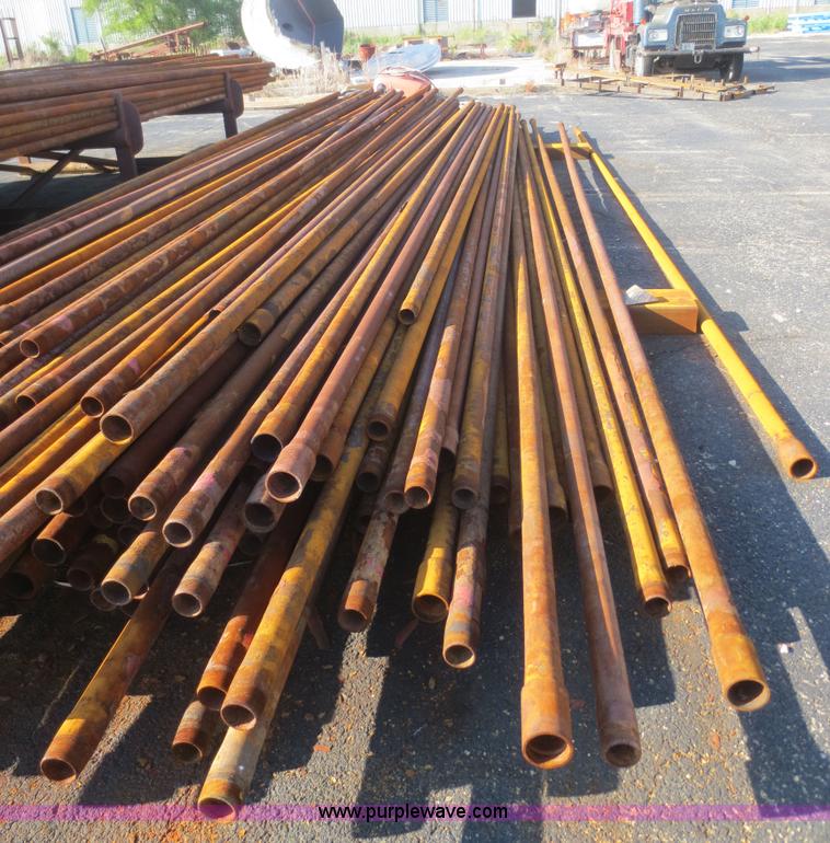 image for item D1161 (66) joints of 2 7/8" structural steel pipe