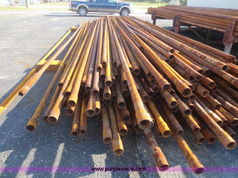 image for item D1162 (66) joints of 2 7/8" structural steel pipe