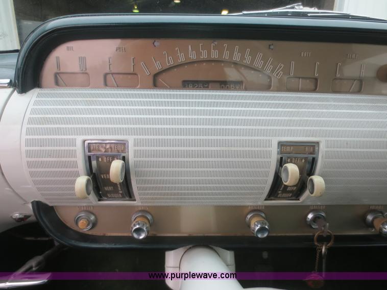 image for item D2146 1954 Lincoln Capri