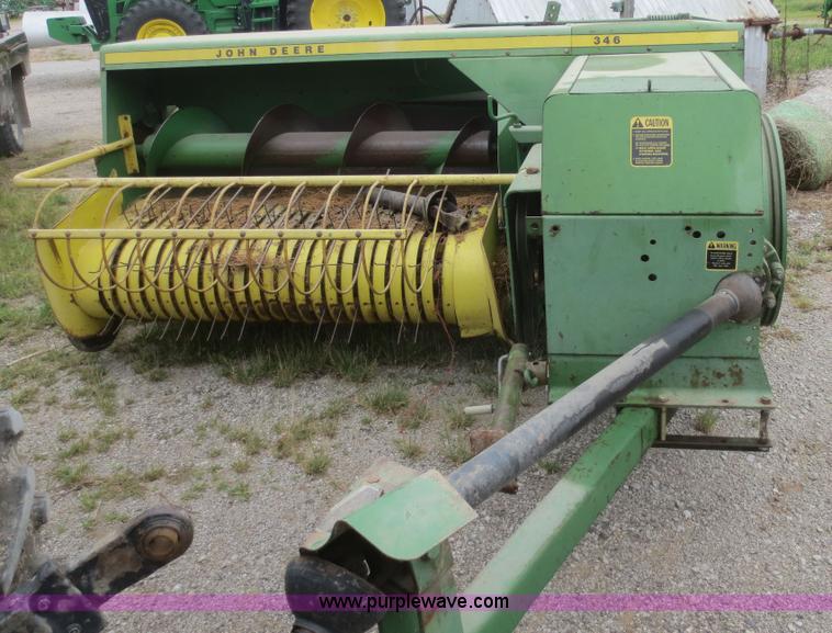 image for item D2149 John Deere 346 square baler