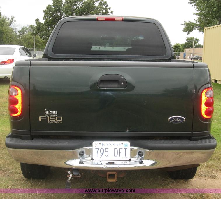 image for item E7891 2003 Ford F150 SuperCrew pickup truck