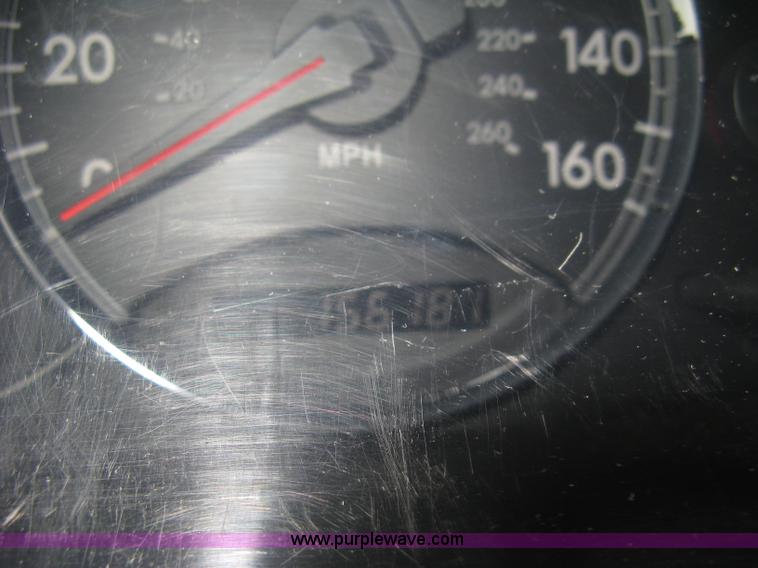 image for item E7892 2005 Toyota Avalon XL