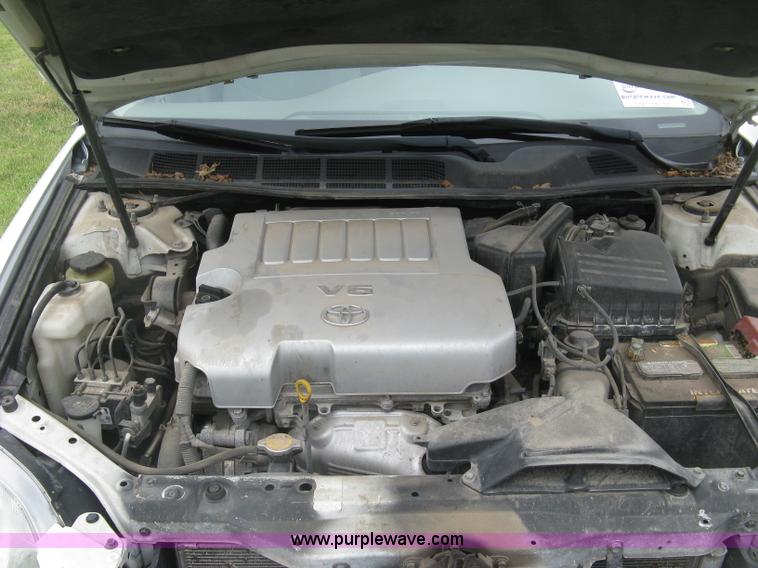 image for item E7892 2005 Toyota Avalon XL