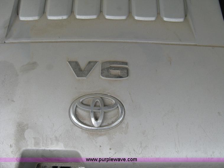 image for item E7892 2005 Toyota Avalon XL