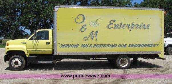 image for item F4940 1992 GMC TopKick box truck