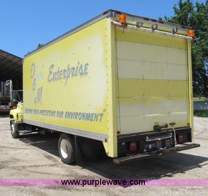 image for item F4940 1992 GMC TopKick box truck