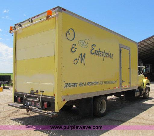 image for item F4940 1992 GMC TopKick box truck