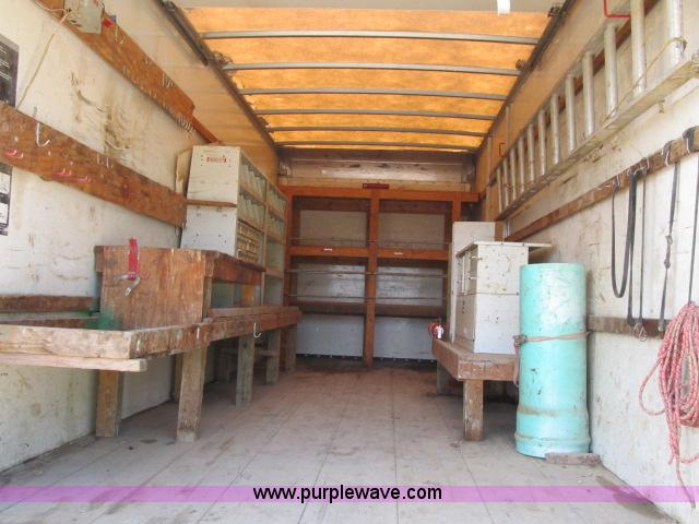 image for item F4940 1992 GMC TopKick box truck