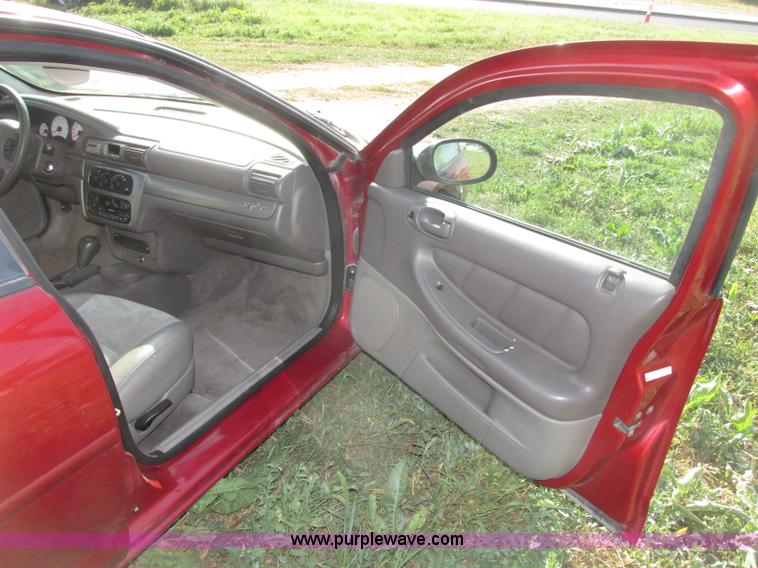 image for item F7462 2003 Dodge Stratus R/T