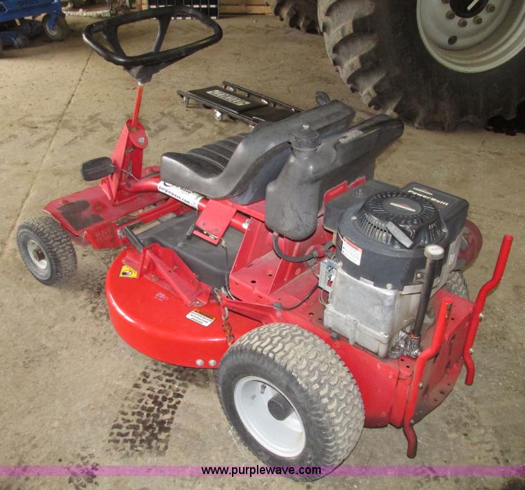 image for item G9957 Snapper WM280921B riding lawn mower
