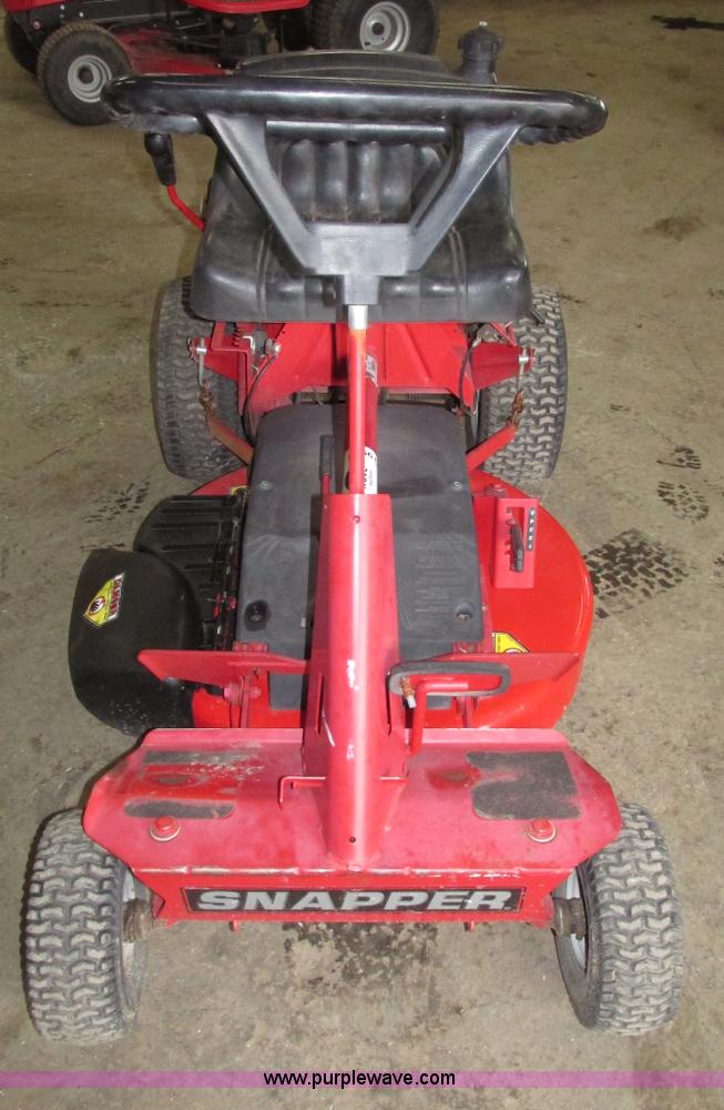 image for item G9957 Snapper WM280921B riding lawn mower