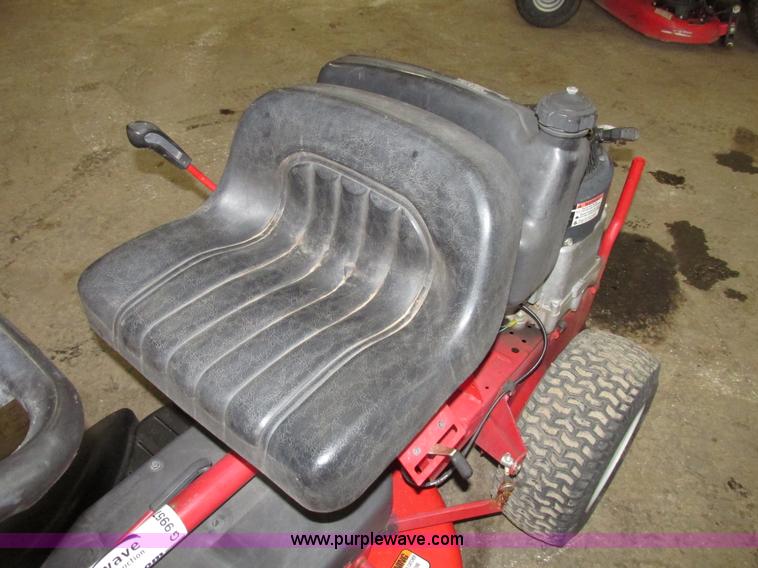 image for item G9957 Snapper WM280921B riding lawn mower