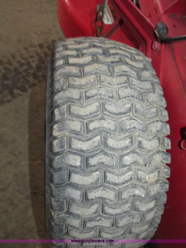 image for item G9957 Snapper WM280921B riding lawn mower