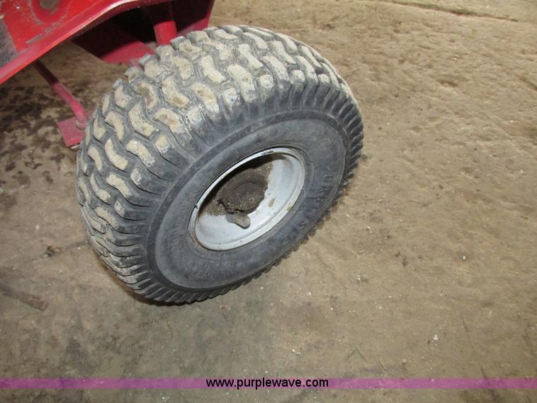 image for item G9957 Snapper WM280921B riding lawn mower