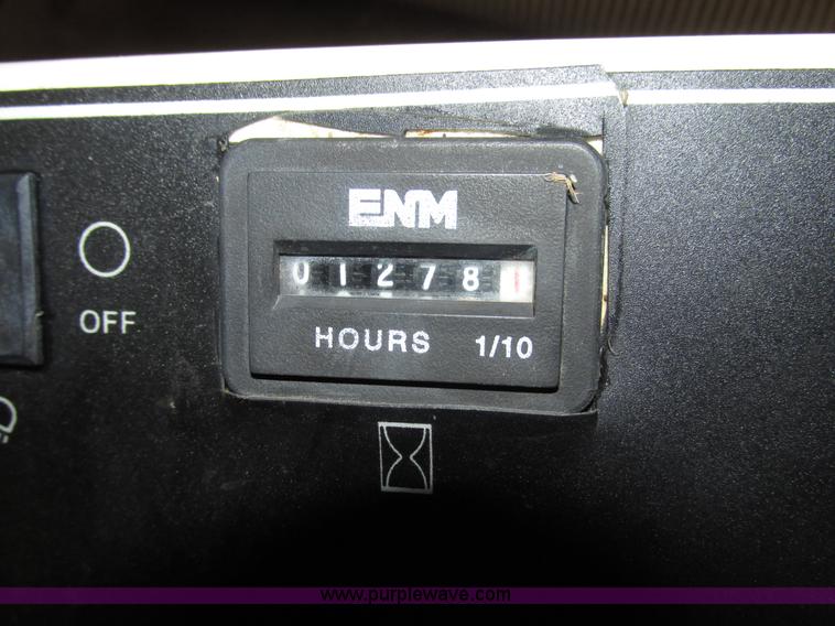 image for item G9958 2003 Grasshopper 720K riding lawn mower