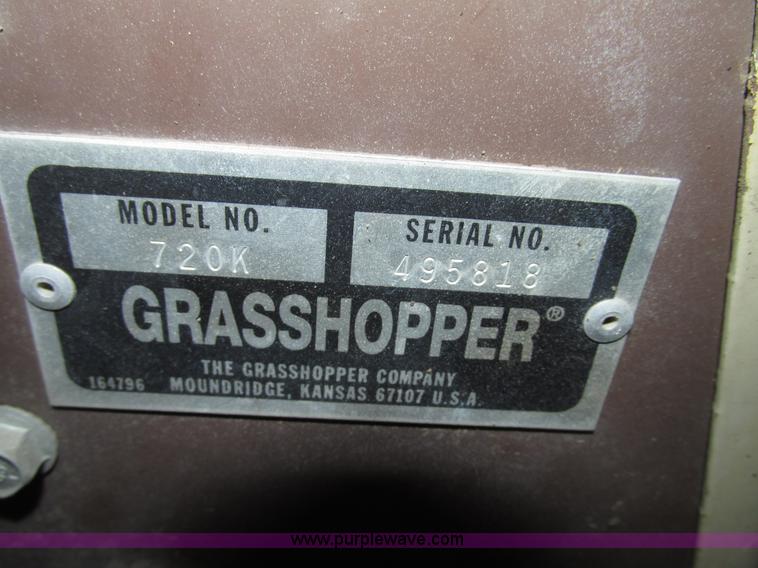 image for item G9958 2003 Grasshopper 720K riding lawn mower