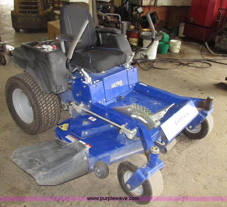image for item G9960 2013 Dixon Ultra52 ZTR riding lawn mower
