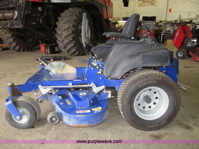 image for item G9960 2013 Dixon Ultra52 ZTR riding lawn mower