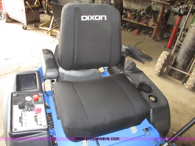 image for item G9961 2006 Dixon Ram ZTR riding lawn mower
