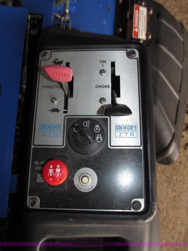 image for item G9961 2006 Dixon Ram ZTR riding lawn mower