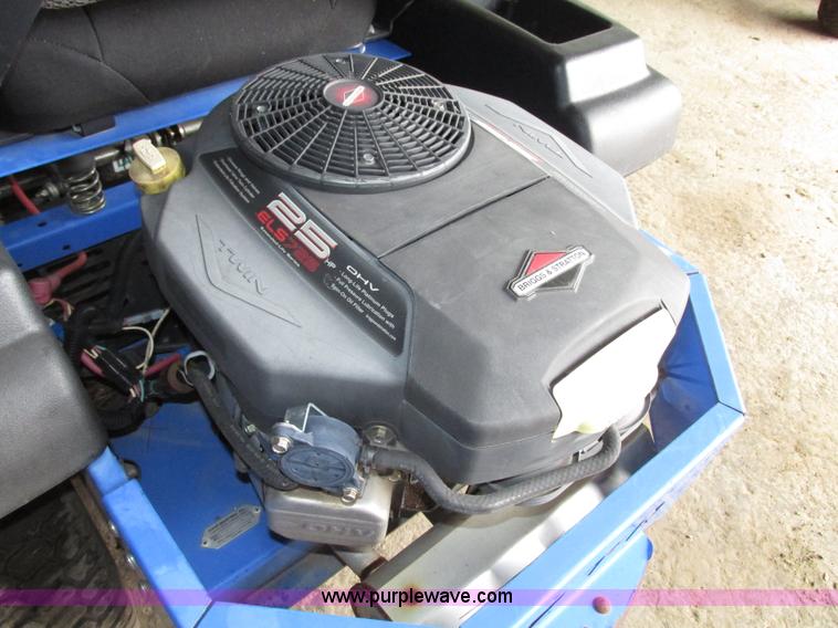 image for item G9961 2006 Dixon Ram ZTR riding lawn mower