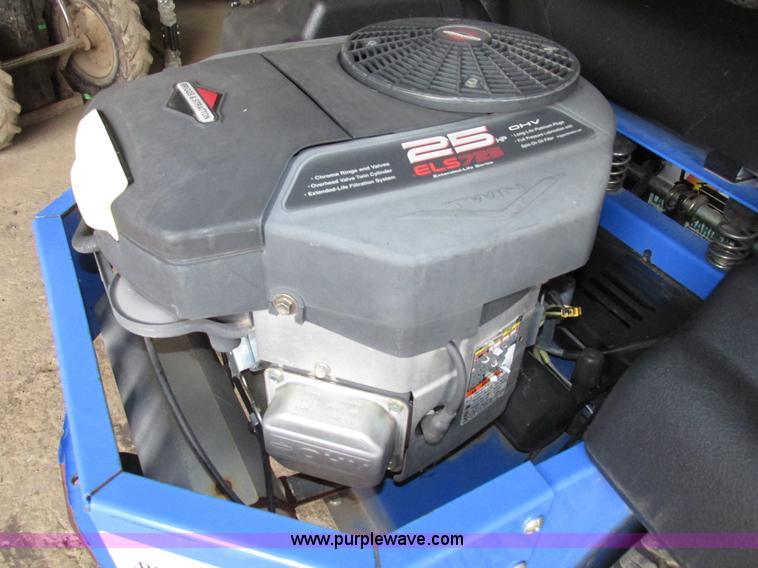 image for item G9961 2006 Dixon Ram ZTR riding lawn mower