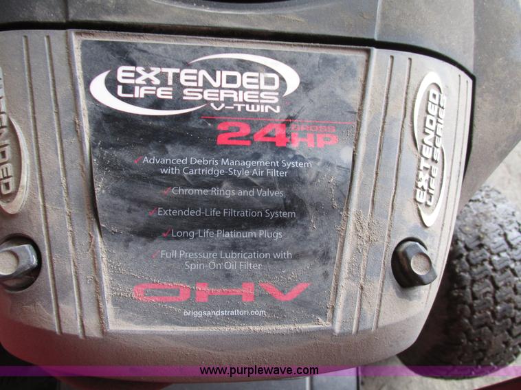 image for item G9962 Massey Ferguson 2524 lawn tractor